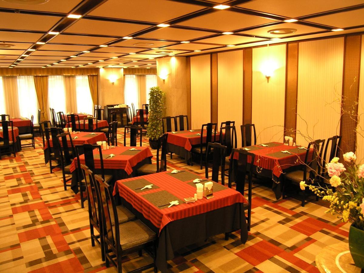 Hotel Yokohama Camelot Japan Bagian luar foto